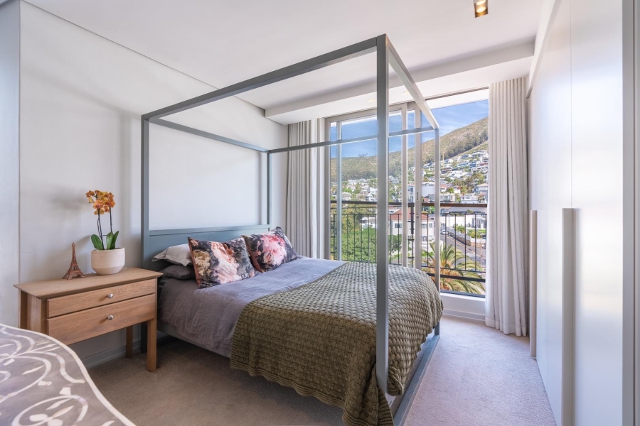 To Let 3 Bedroom Property for Rent in Sea Point Western Cape